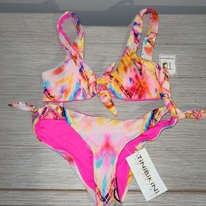 Tinibikini Set